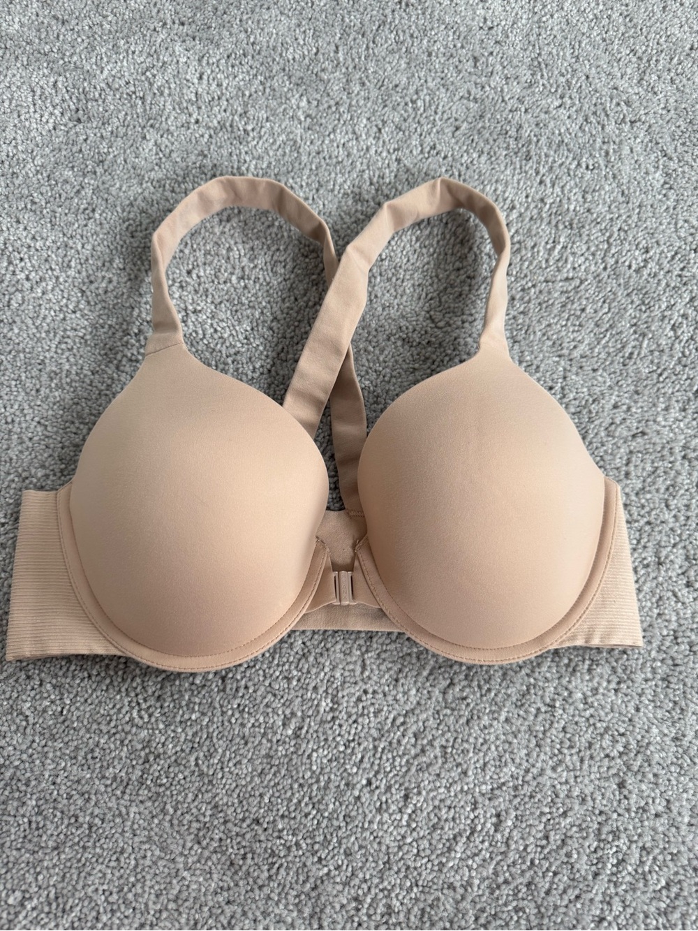 This Spanx Bra-llelujah! full coverage bra size 36C